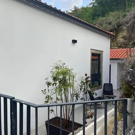 Casa de Férias Casa De Cantoneiros *